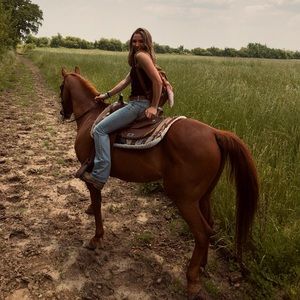 Meet your Posher, Hunter